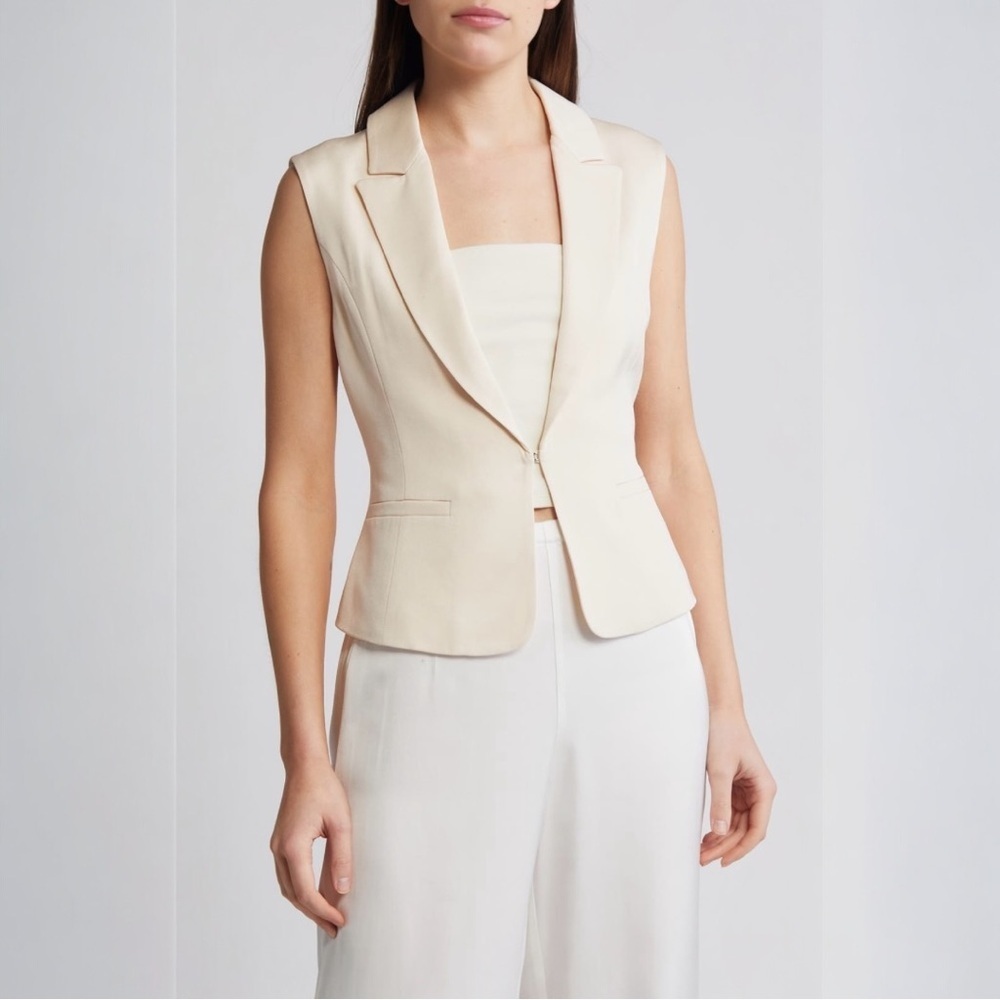 NWOT RUE SOPHIE Dean Vest